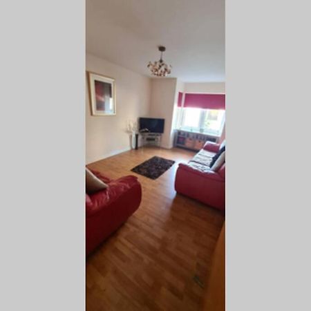 Lovely 2 Bed Apartment Close To Aberdeen Beach! Esterno foto