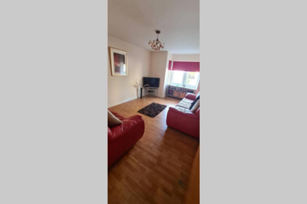 Lovely 2 Bed Apartment Close To Aberdeen Beach! Esterno foto